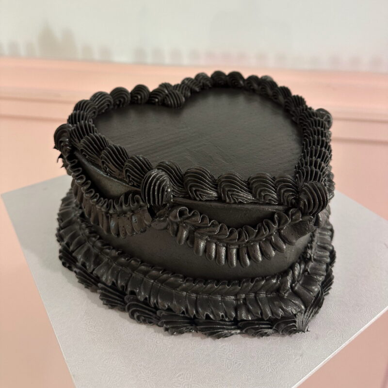 The Black Edition Vintage Heart Cake
