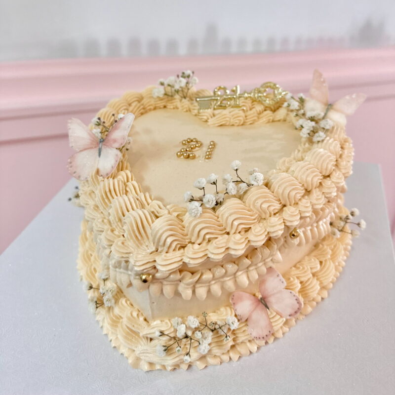 The Fairy Garden Themed Vintage Heart Cake