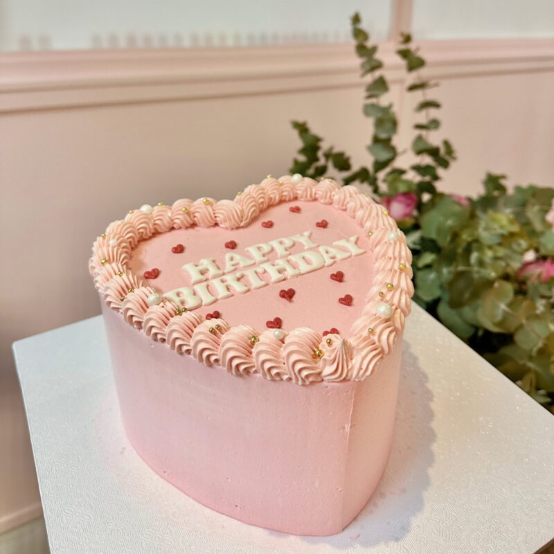 The Mini Hearts Vintage Heart Cake